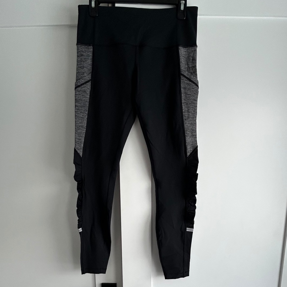 Lululemon Athletic Running Leggings Ruched Multi Pocketed Women's Size 10
